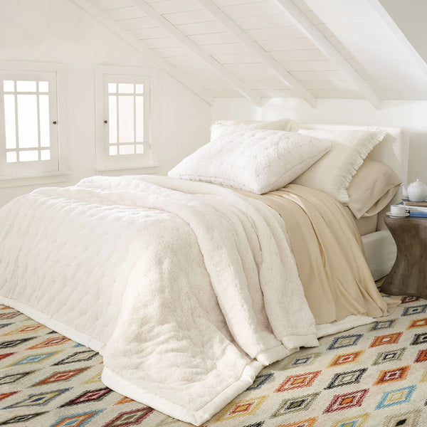 Marshmallow Fleece Coverlet- F/Q